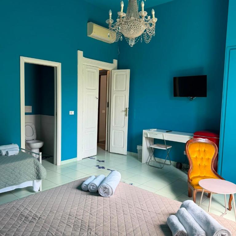 Tarshito Gallery House Roma - Camera Tripla con Bagno Privato - 9