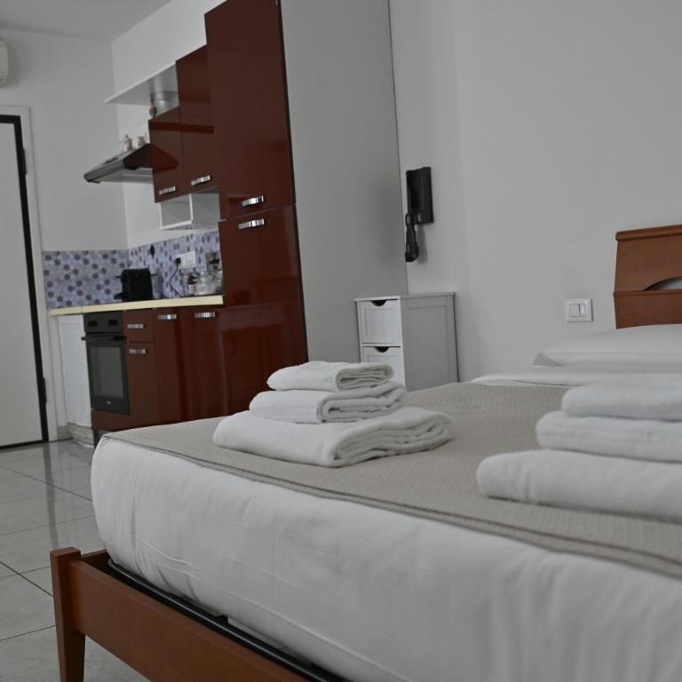 Cozy Nest - One-Bedroom Apartment - 11