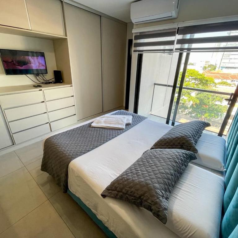 Equipetrol Suite Pool & Views - One-Bedroom Apartment - 23