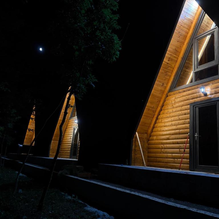 Riverwood Luxury Cabins - Chalet mit 2 Schlafzimmern - 2