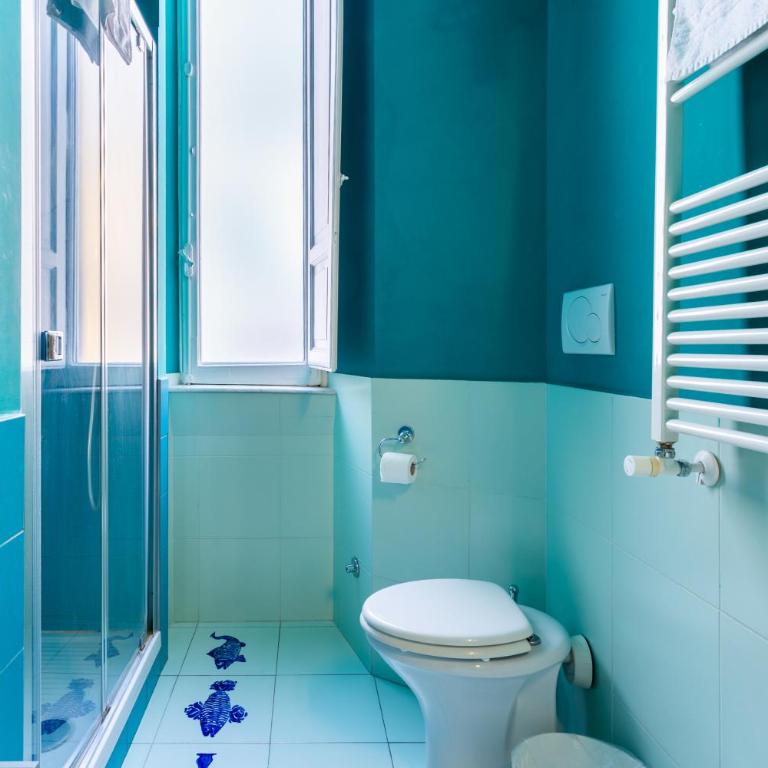 Tarshito Gallery House Roma - Camera Quadrupla con Bagno Privato - 14