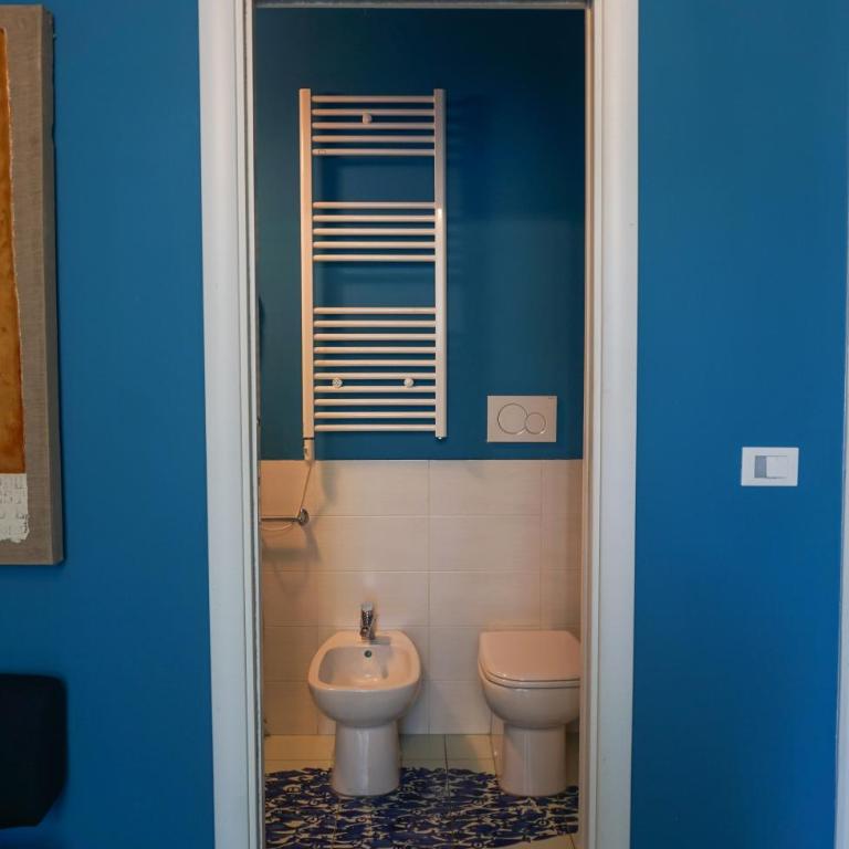 Tarshito Gallery House Roma - Camera Tripla con Bagno Privato - 3