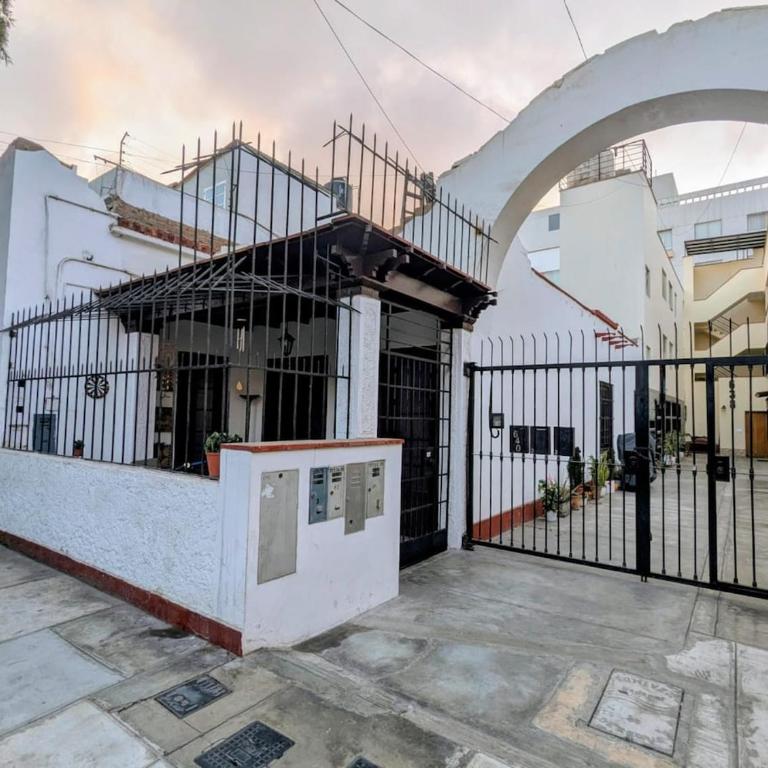 Studio in Miraflores with bathroom kitchen and terrace - Apartamento de 1 dormitorio - 2