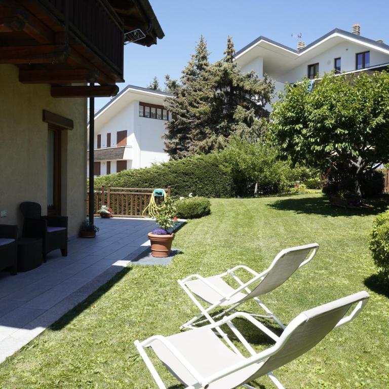 B&B Petit - Camera Tripla con Vista Giardino - 2