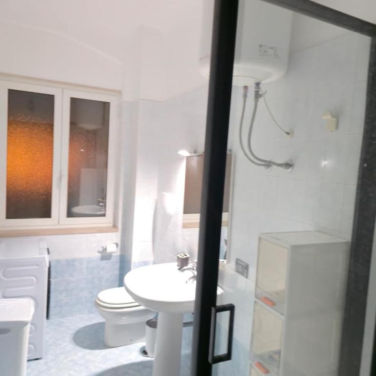 HAKUNA MATATA Elegant Apartment in Central Taranto - Two-Bedroom Apartment - 23