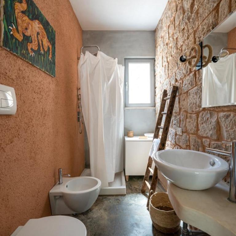Trullo with pool and garden between Ostuni and Ceglie - Villa con 2 Camere da Letto - 26