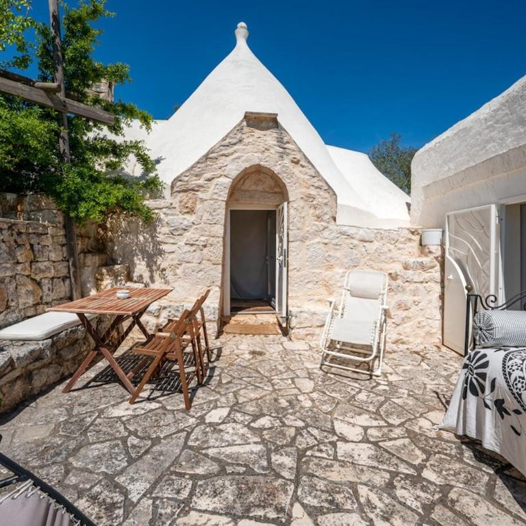 Trullo with pool and garden between Ostuni and Ceglie - Villa con 2 Camere da Letto - 27