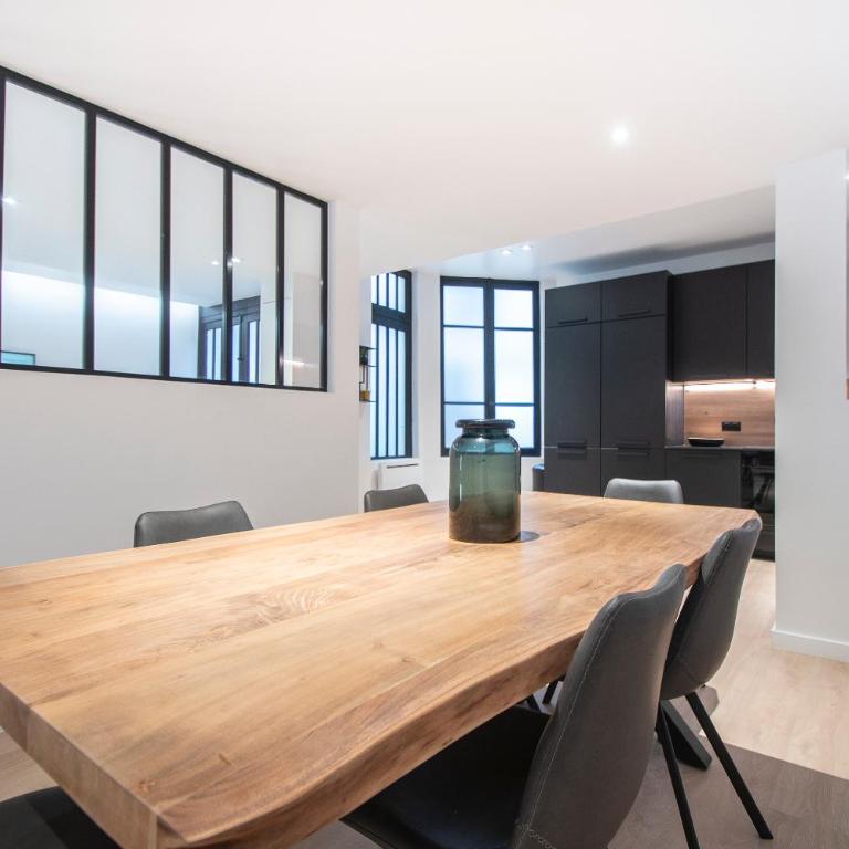 Relax in a Townhouse in Paris l 16th District - Appartement 2 Chambres - 30