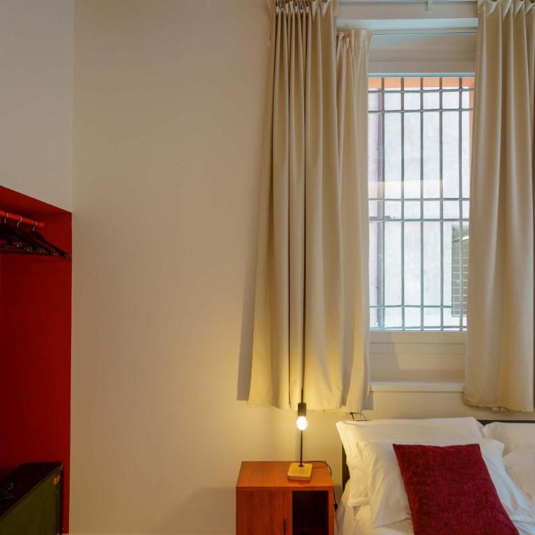 Sotto le Torri by Edera Rooms - Suite Familiare Deluxe - 29