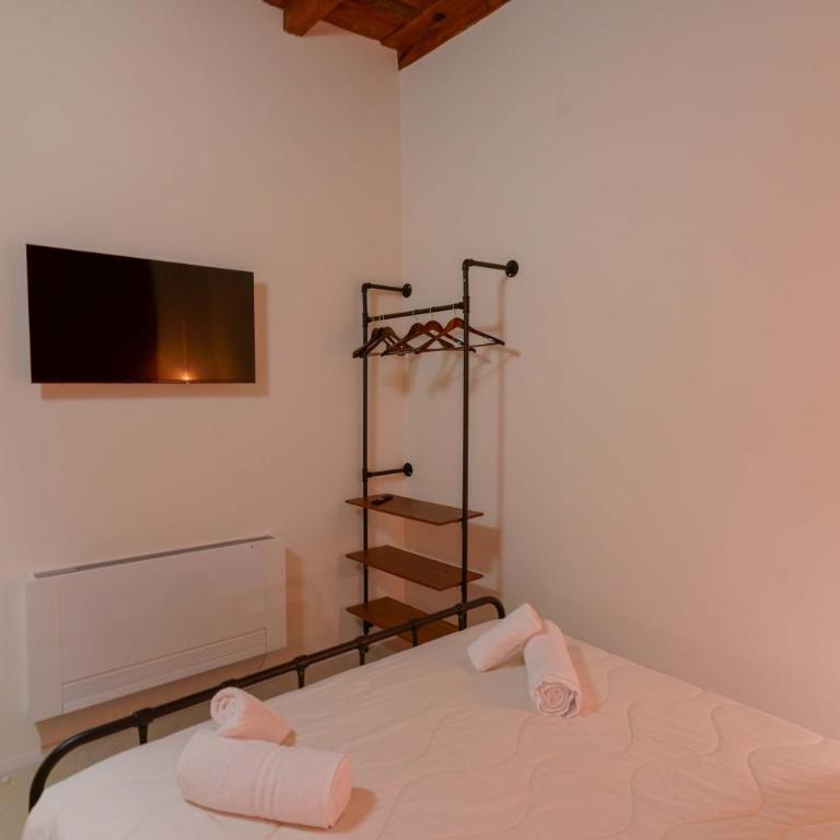 Sotto le Torri by Edera Rooms - Suite Familiare Deluxe - 22