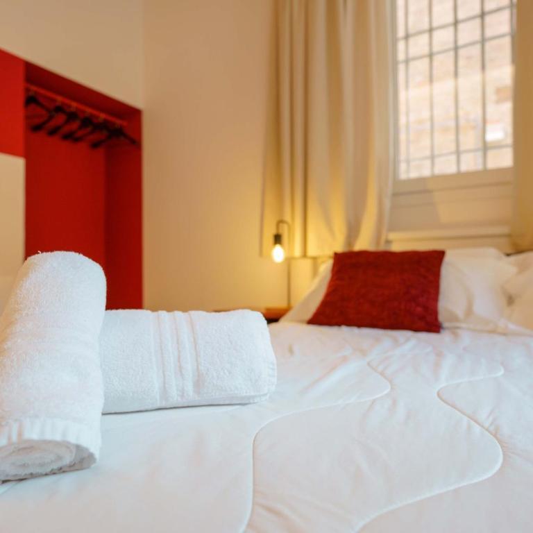 Sotto le Torri by Edera Rooms - Suite Familiare Deluxe - 18