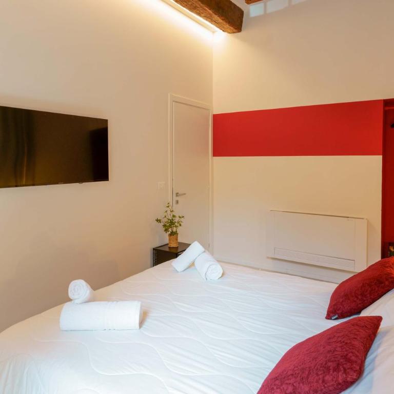 Sotto le Torri by Edera Rooms - Suite Familiare Deluxe - 8