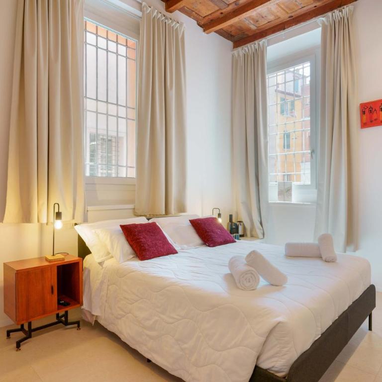 Sotto le Torri by Edera Rooms - Suite Familiare Deluxe - 1