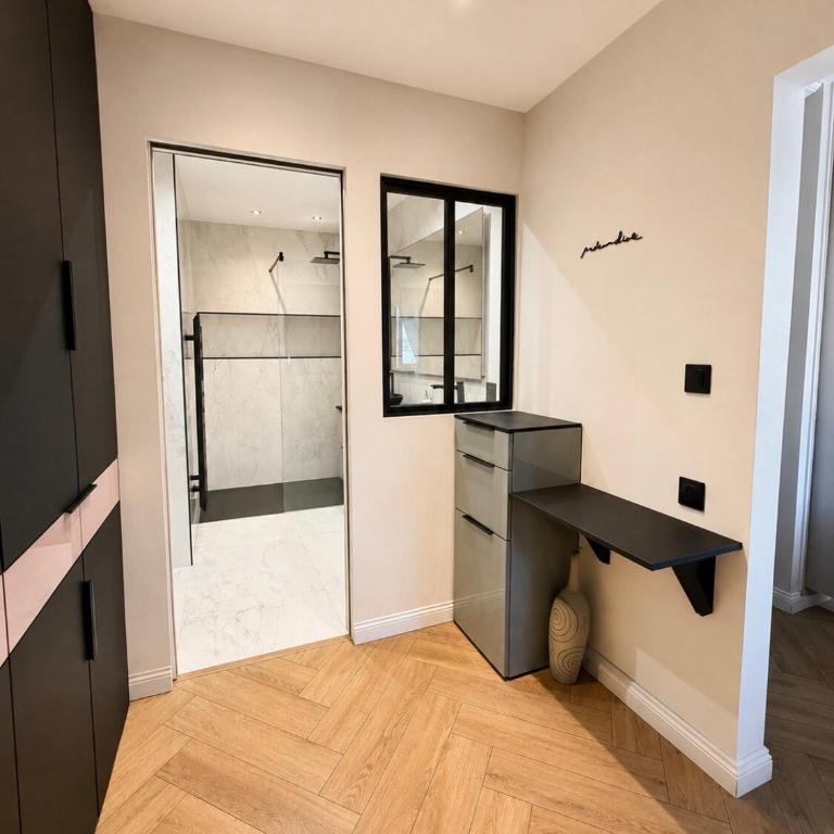 Appartement avec vue panoramique Salle de sport - Appartement 3 Chambres - 2