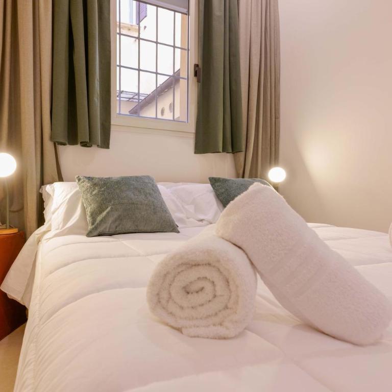 Sotto le Torri by Edera Rooms - Camera Matrimoniale Standard - 1