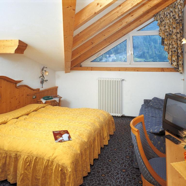Hotel Patrizia Dolomites Glamour - Camera Economy Matrimoniale/Doppia con Letti Singoli - 1