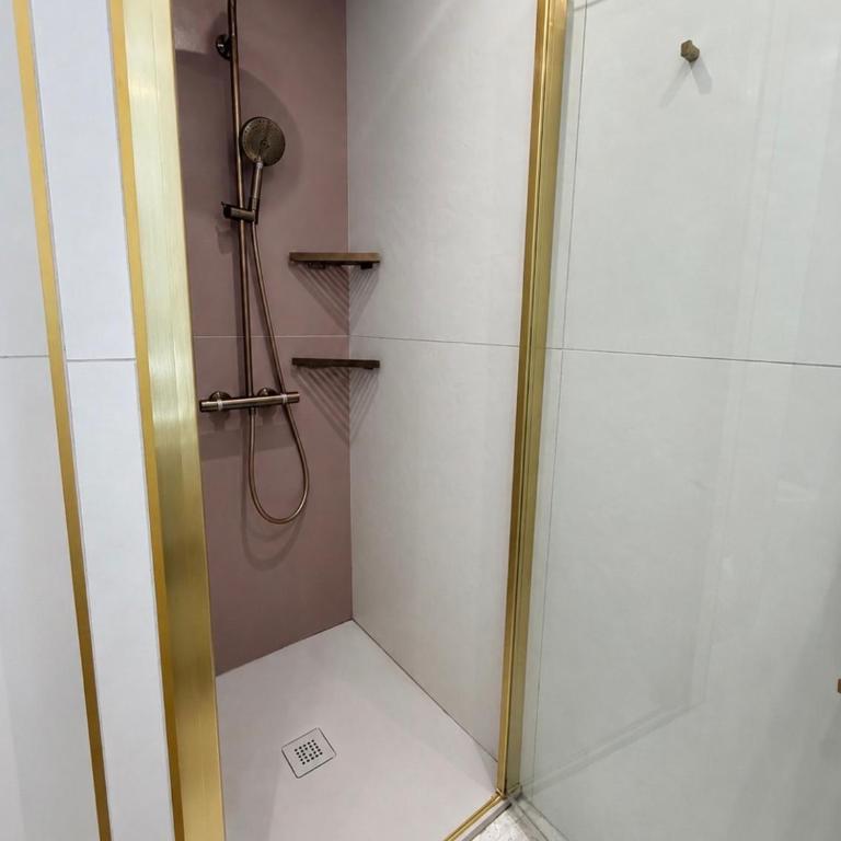Appartement avec vue panoramique Salle de sport - Appartement 3 Chambres - 15