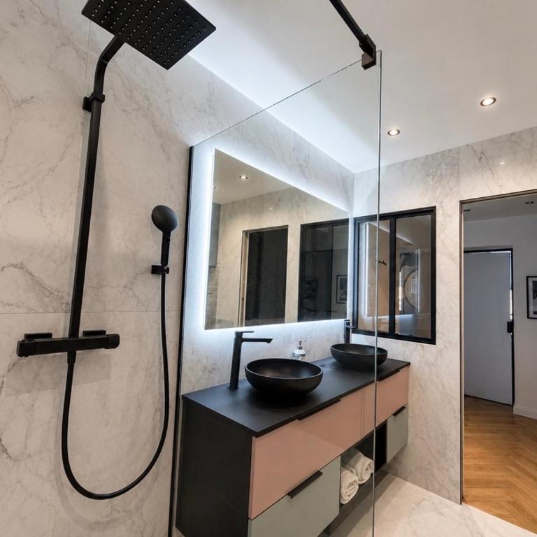 Appartement avec vue panoramique Salle de sport - Appartement 3 Chambres - 22