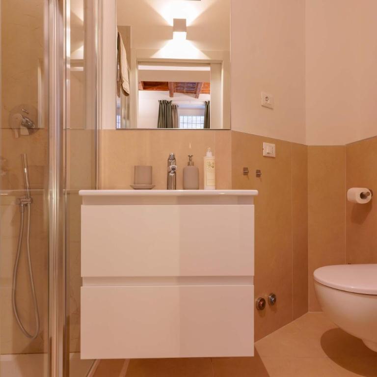 Sotto le Torri by Edera Rooms - Camera King Deluxe - 11