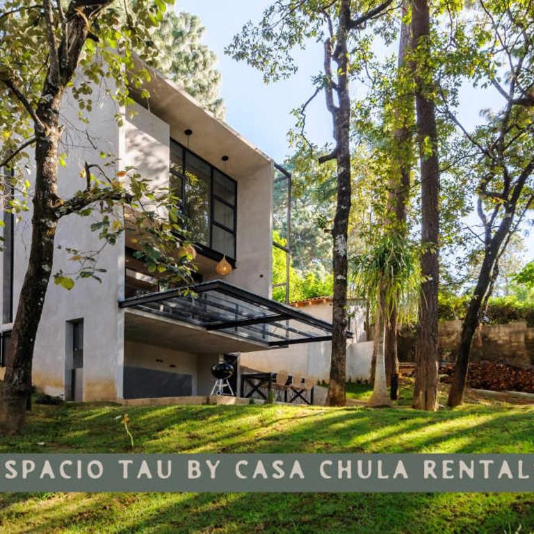 Increible Casa con Jacuzzi y Terraza en el Bosque - Maison de Vacances - 1