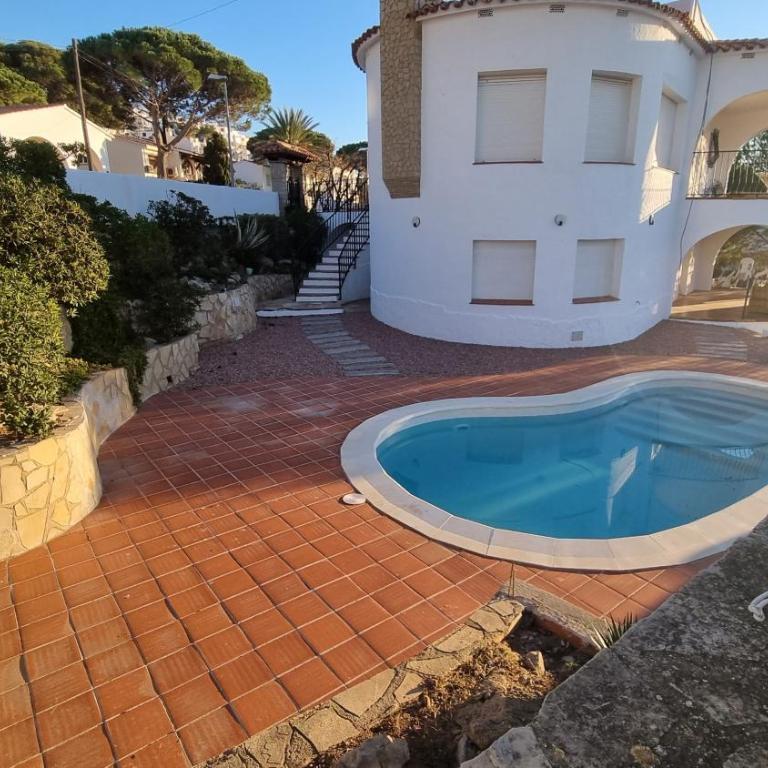 Villa del Sol con Piscina y Bonitas Vistas - Superior Villa - 1