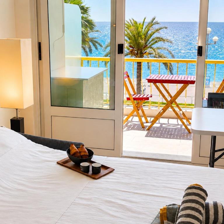 "Le Sundeck" by EnjoyNice, terrace, seaview and air conditioning - Studio - Vue sur Mer - 14