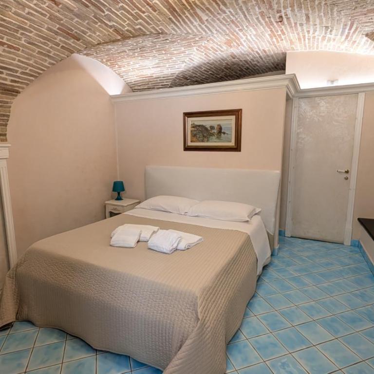 Aurea Rooms - Vescovo Pitirro - Monolocale al Piano Terra - 1