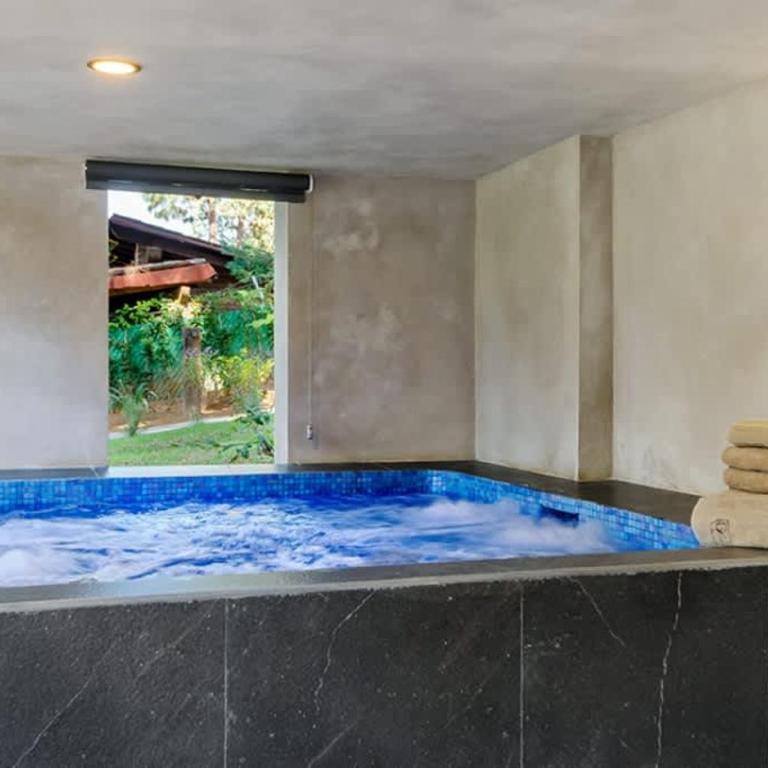 Magnifica Casa Terraza Jacuzzi y Vista al Bosque - Ferienhaus - 2