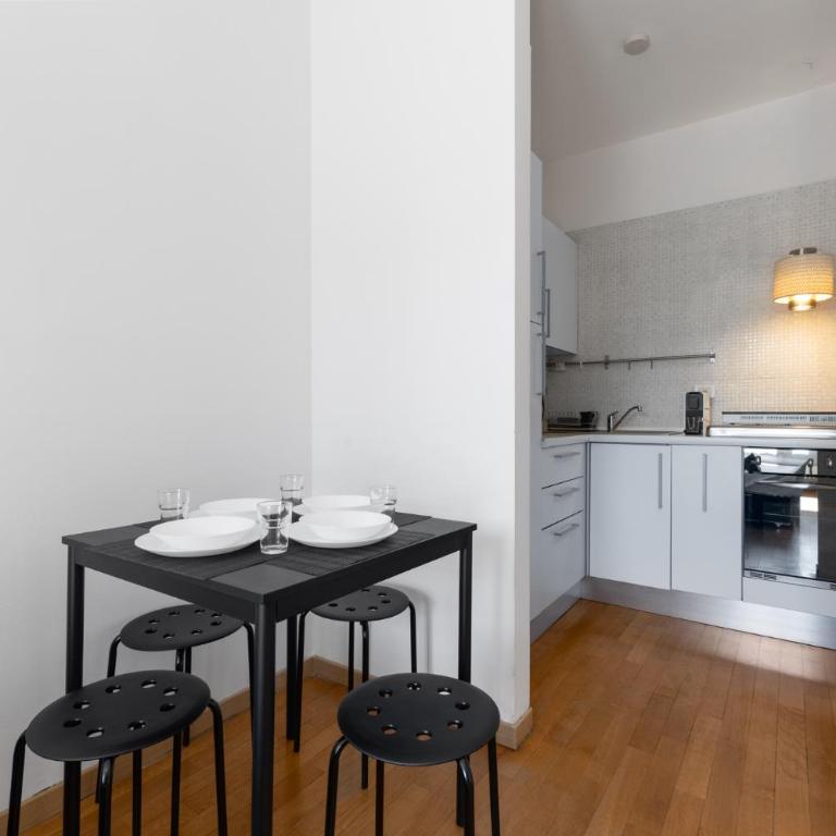 Porta Romana - History & Nightlife - Metro 500m - Appartamento con 1 Camera da Letto - 17