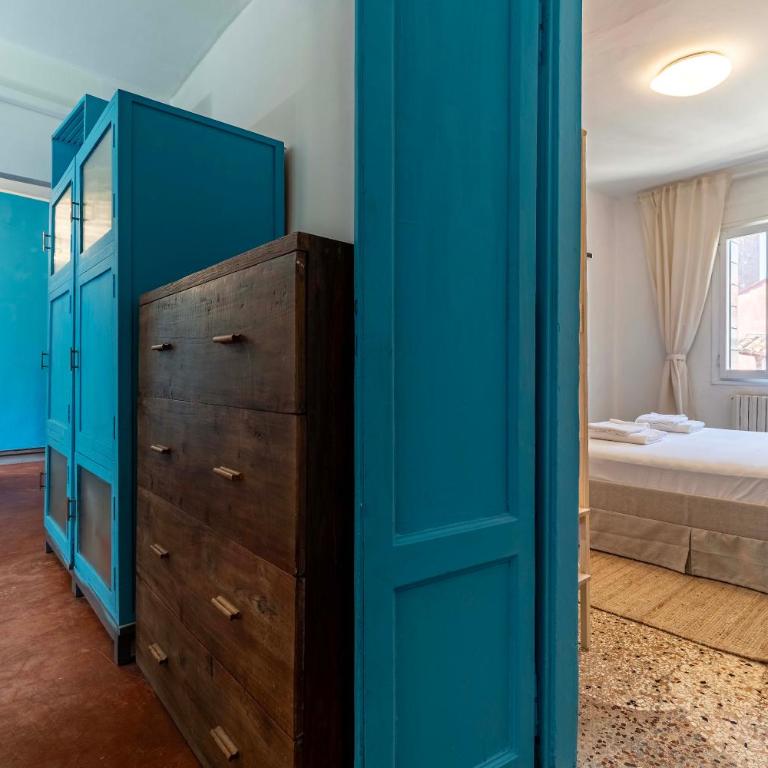 Charming 6-People Stay in Campo Santi Apostoli by Bricola Apartments - Two-Bedroom Apartment - 11