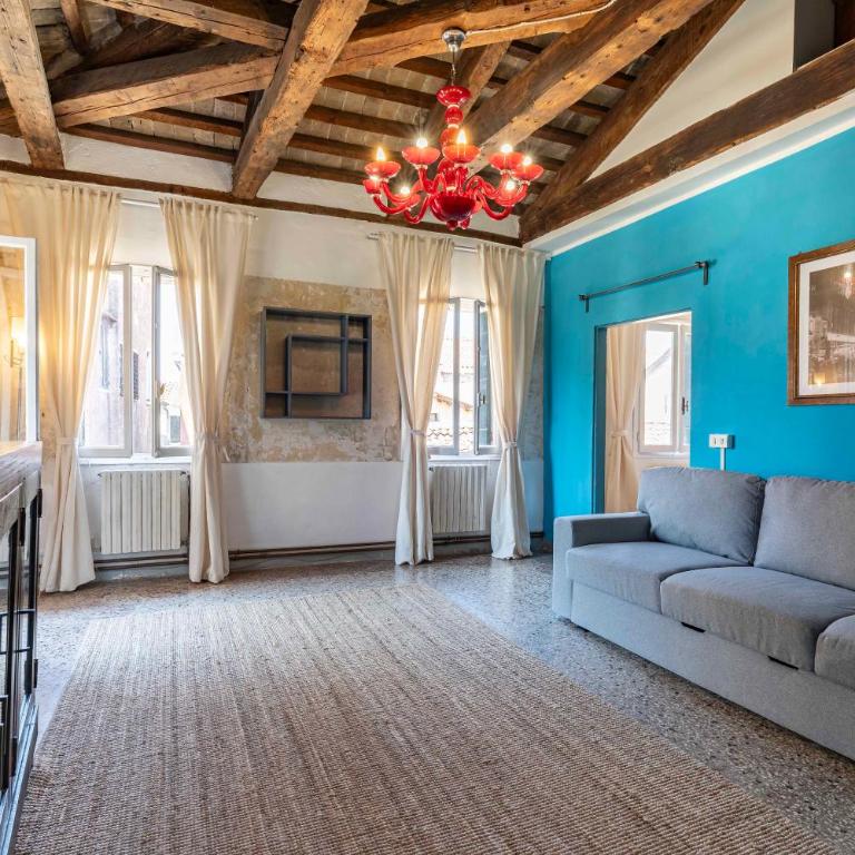 Charming 6-People Stay in Campo Santi Apostoli by Bricola Apartments - Two-Bedroom Apartment - 19