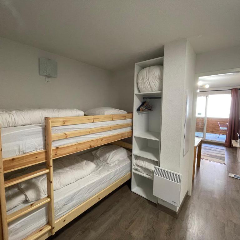 Cozy apartment with direct access to slopes, parking, large terrace, pool and hammam - Appartement 2 Chambres - 9