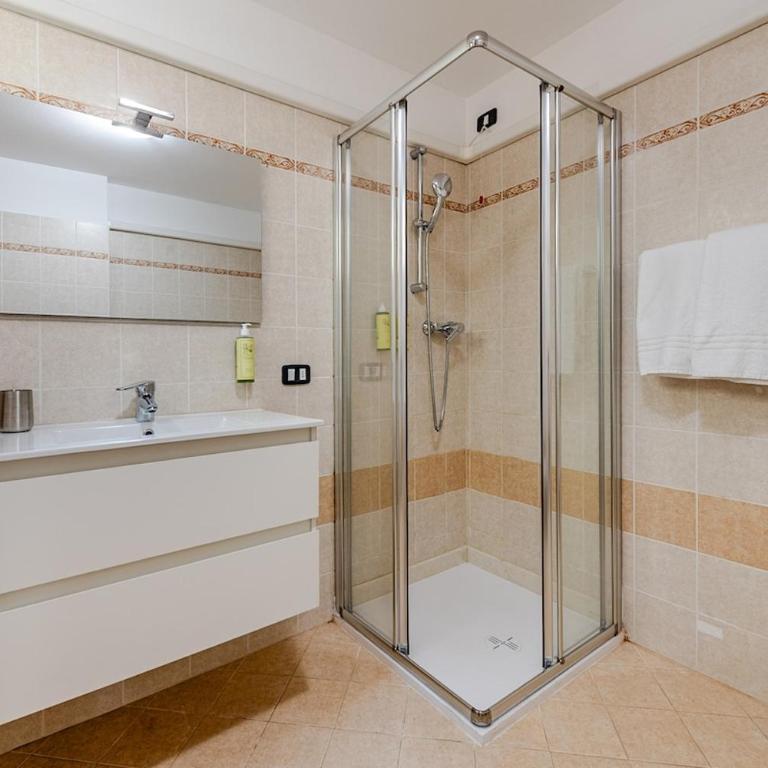 Casa Aurelia - Green Residence - Lake Garda Pool - Appartamento con 2 Camere da Letto, Balcone e Terrazza - 41