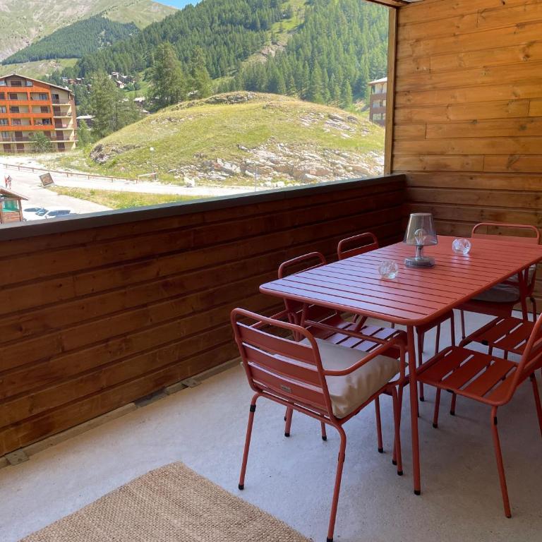 Cozy apartment with direct access to slopes, parking, large terrace, pool and hammam - Appartement 2 Chambres - 3