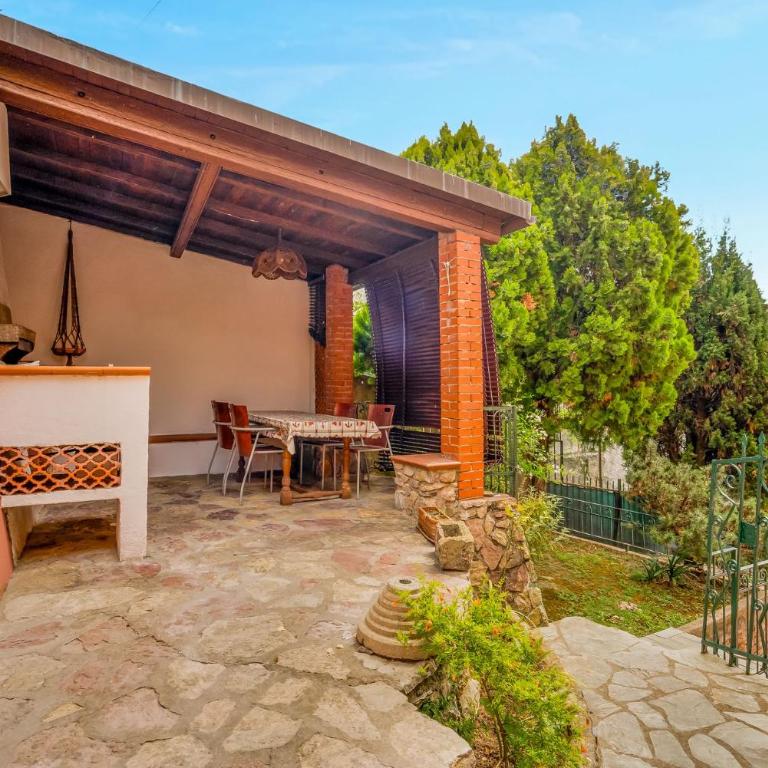Villino Aurora-5TERRE-Near the station - Three-Bedroom Apartment with Balcony - 1
