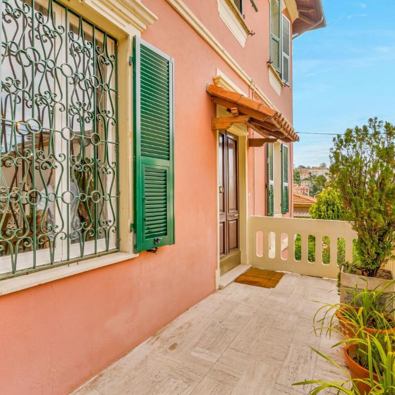 Villino Aurora-5TERRE-Near the station - Three-Bedroom Apartment with Balcony - 7