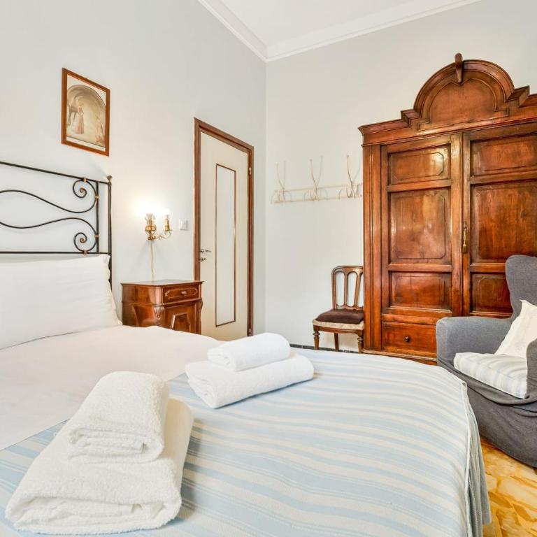 Villino Aurora-5TERRE-Near the station - Three-Bedroom Apartment with Balcony - 23