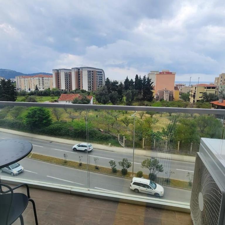 Luxury 2BR Residence Pool Parking Bar - Apartman sa 1 Spavaćom Sobom - 20