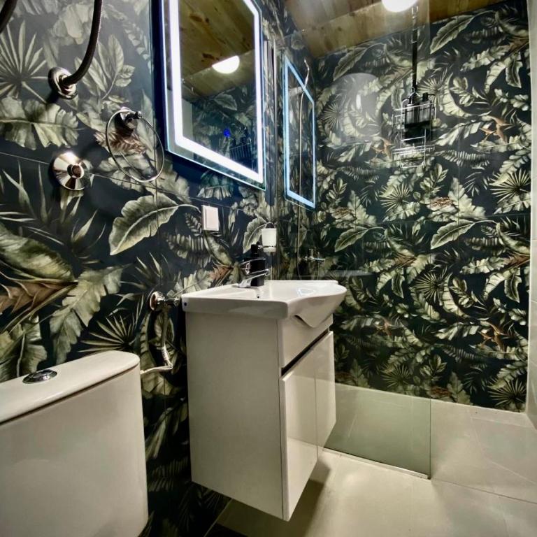 Blue Village Lux - Two-Bedroom Apartment - 6