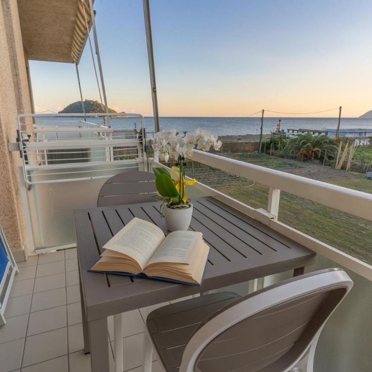 Residence Riviera - Monolocale con Vista Mare - 14