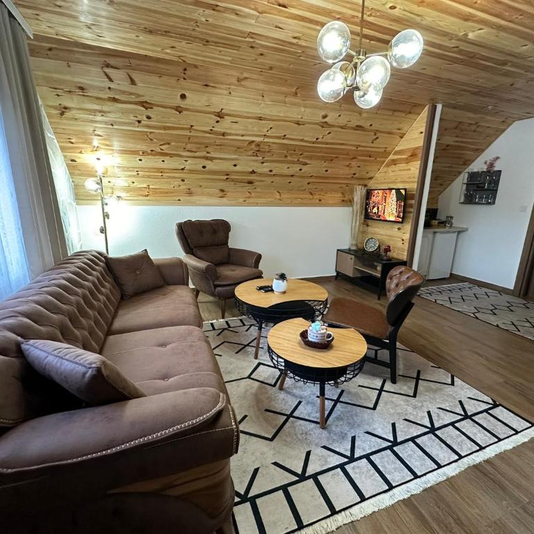 Blue Village Lux - Two-Bedroom Apartment - 2