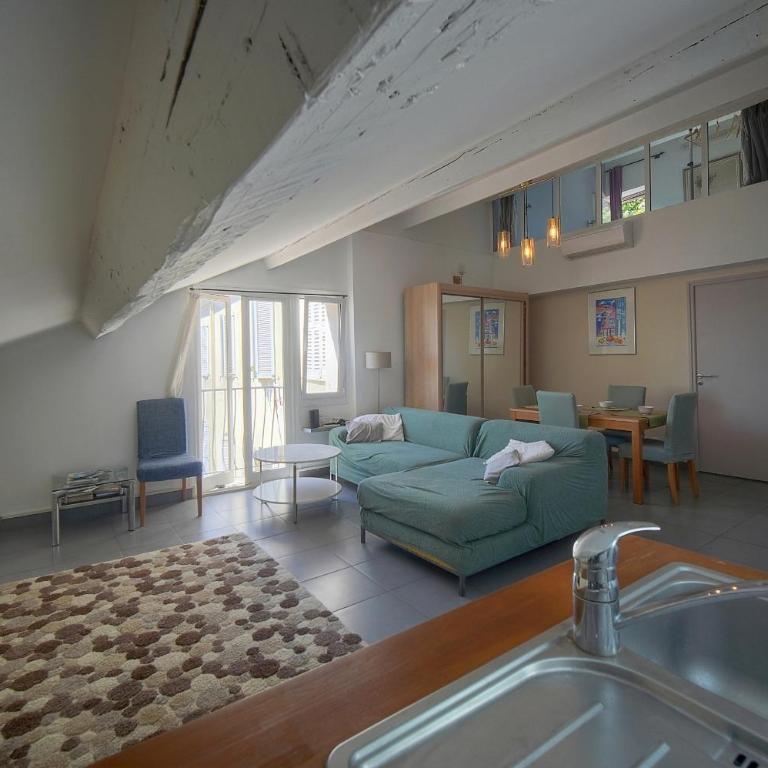 FRGK - Duplex Suquet Vue PORT ET PALAIS - 2BR - Appartement - Vue sur Mer - 16