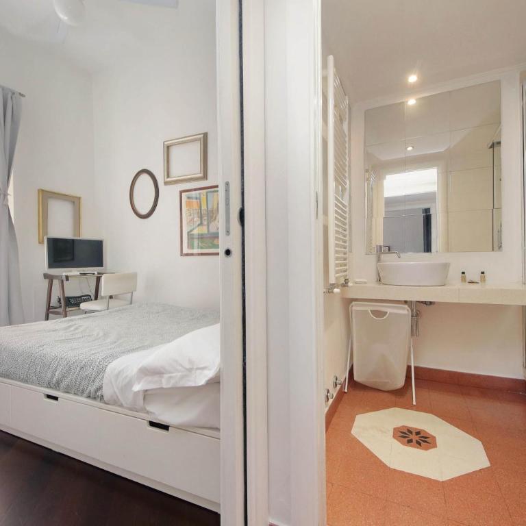 Clementina - Two-Bedroom Apartment - 10
