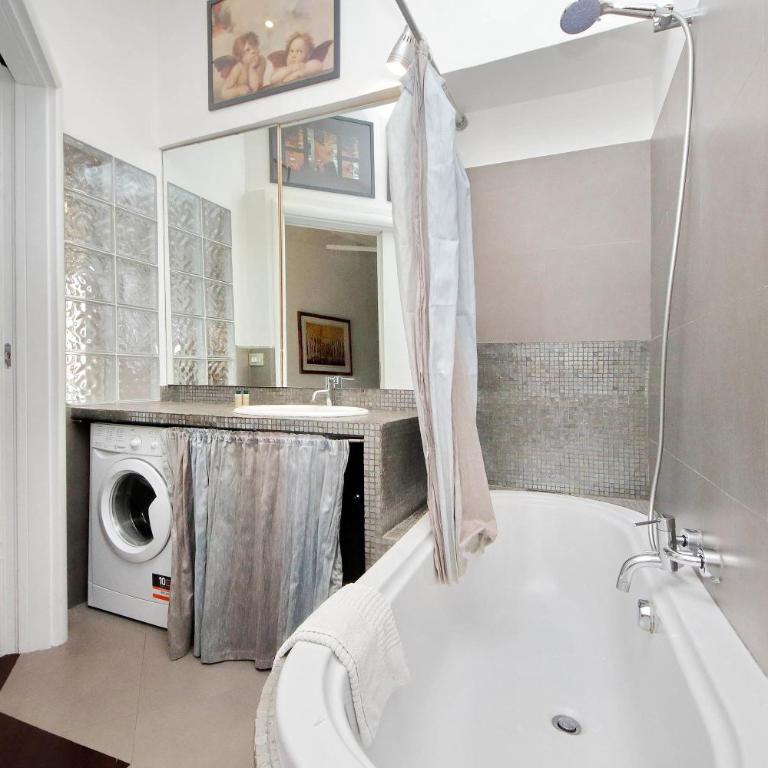 Clementina - Two-Bedroom Apartment - 17