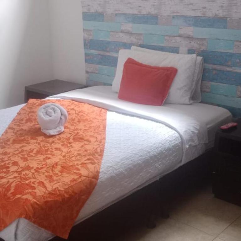Hotel Suite La Estación - Corferias - Habitación Doble Estándar - 5