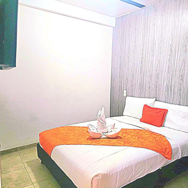 Hotel Suite La Estación - Corferias - Habitación Estándar - Cama extragrande - 2