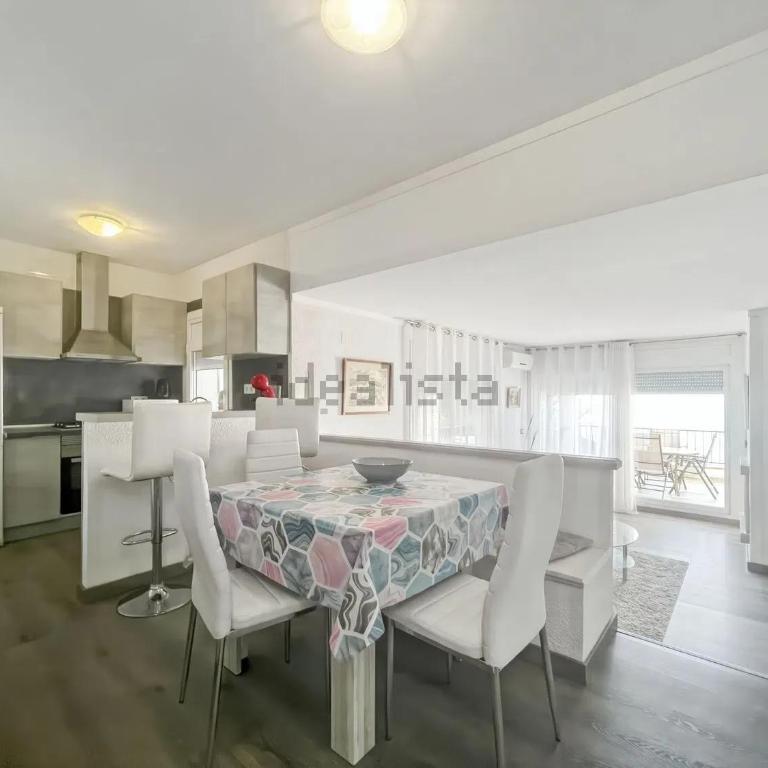 Charmant appartement avec vue sur mer et montagne - Apartamento de 2 dormitorios - 4