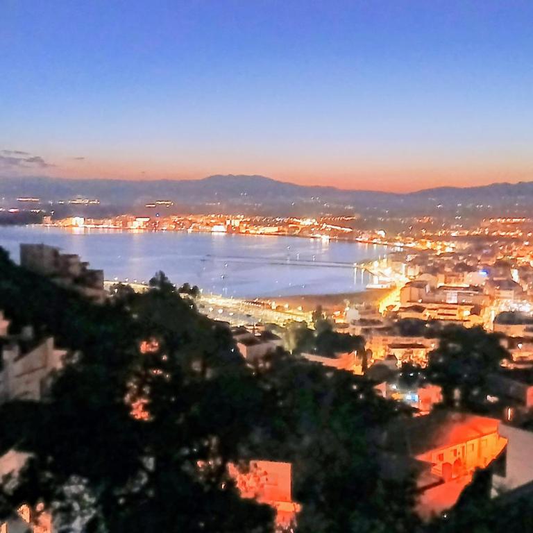 Charmant appartement avec vue sur mer et montagne - Apartamento de 2 dormitorios - 5