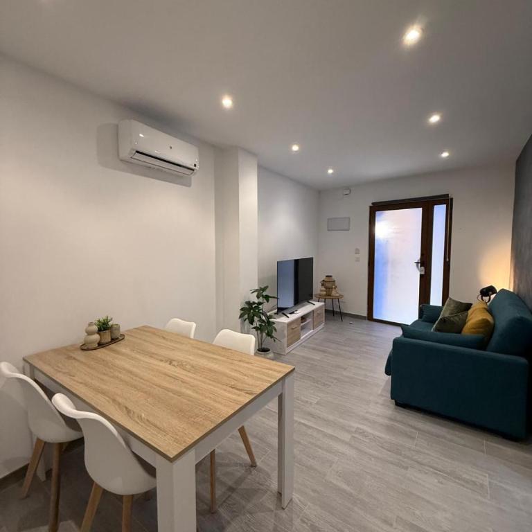 Casa Azul - One-Bedroom Apartment - 1