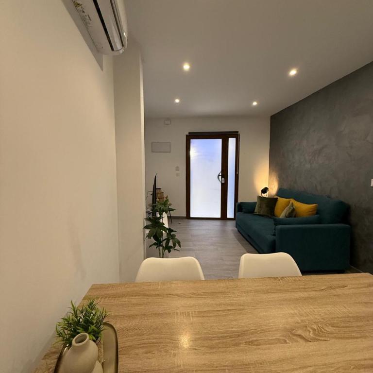Casa Azul - One-Bedroom Apartment - 3